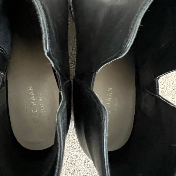 Women’s Cole Haan Booties 7 - Picture 4 of 5